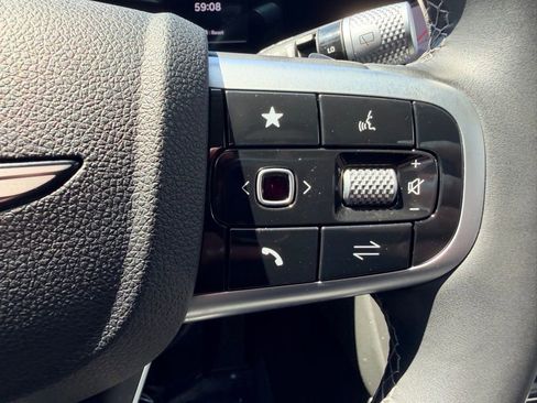 Used 2025 Genesis GV80 2.5T Standard AWD/4WD image 34