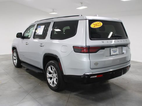 Used 2022 Jeep Wagoneer Series II image 7