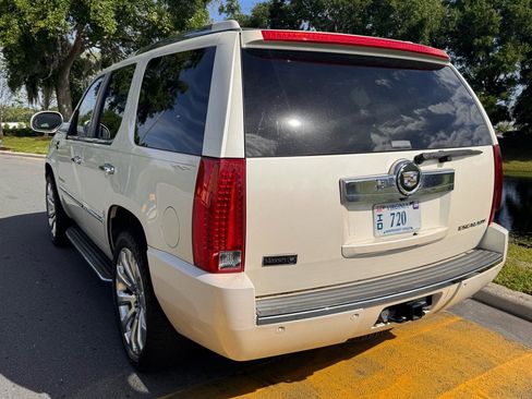 Used 2008 Cadillac Escalade 2WD image 13