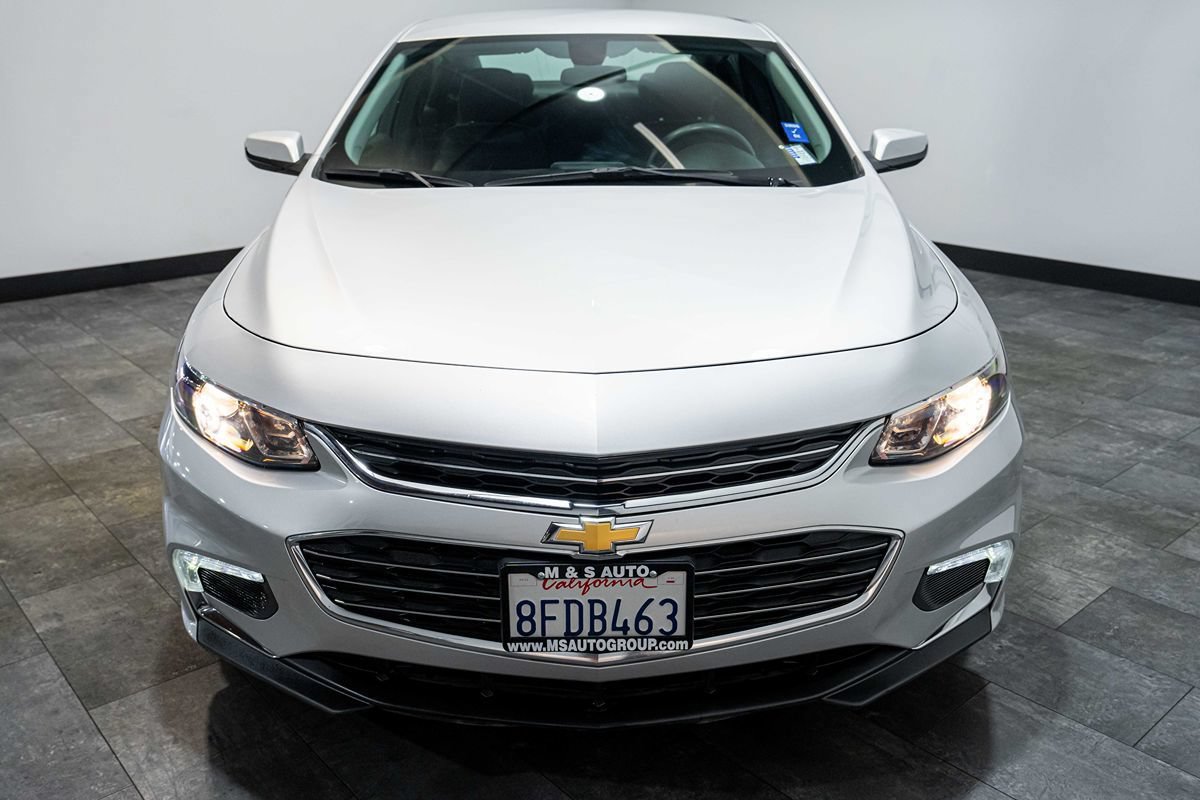 Used 2018 Chevrolet Malibu LT FWD image 6