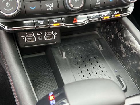 Used 2025 Dodge Durango R/T image 15