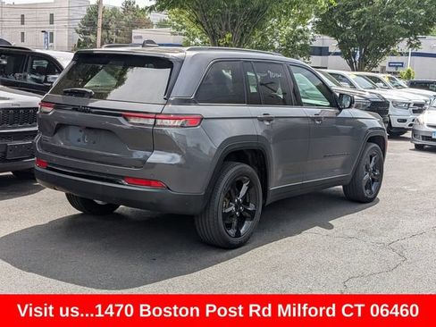 Certified 2023 Jeep Grand Cherokee Altitude AWD/4WD image 3