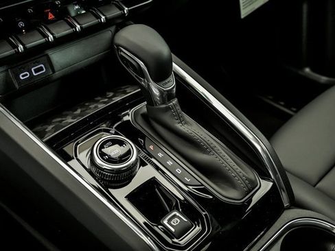 New 2026 GMC Canyon Elevation w/ Convenience Package image 17