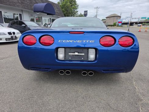 Used 2002 Chevrolet Corvette Z06 w/ Memory Pkg RWD image 8