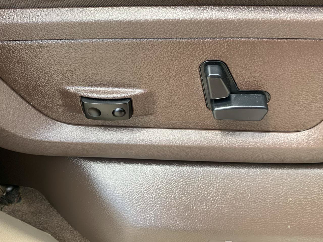 Used 2011 RAM 3500 Laramie Longhorn w/ Protection Group AWD/4WD image 15