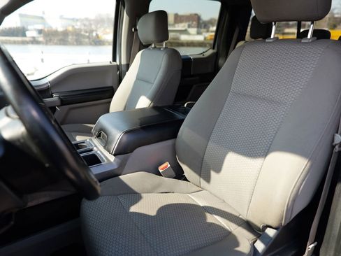 Used 2017 Ford F150 XLT w/ Equipment Group 302A Luxury image 17