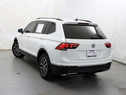 Used 2020 Volkswagen Tiguan SE image 8