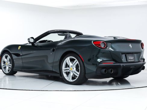 Certified 2023 Ferrari Portofino M image 34