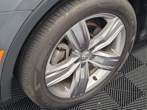 Used 2021 Volkswagen Tiguan SEL w/ 3-Row Tiguan MDO Package FWD image 31
