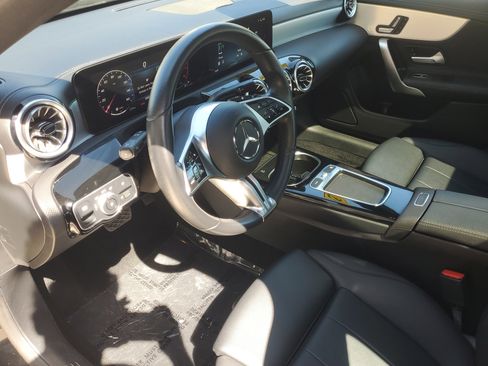 Used 2025 Mercedes-Benz CLA 250 image 15