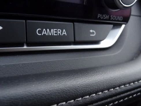 Used 2023 Nissan Rogue SV image 23