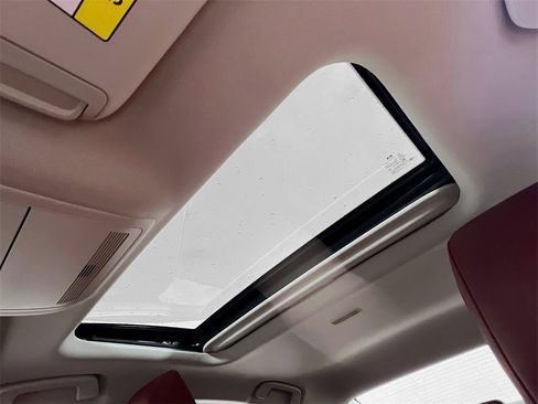 Used 2025 MAZDA MAZDA3 s image 19