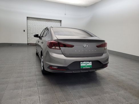 Used 2020 Hyundai Elantra SE w/ Cargo Package (C1) image 6