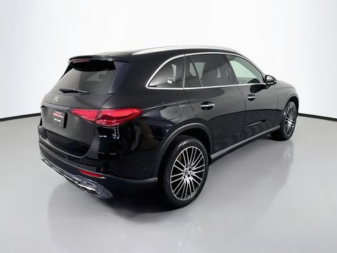 Used 2023 Mercedes-Benz GLC 300 w/ Exclusive Trim Package image 5