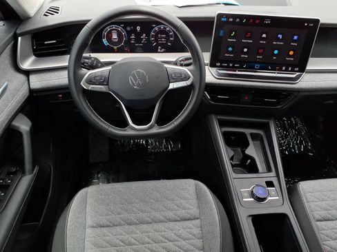 Certified 2026 Volkswagen Tiguan S FWD image 23