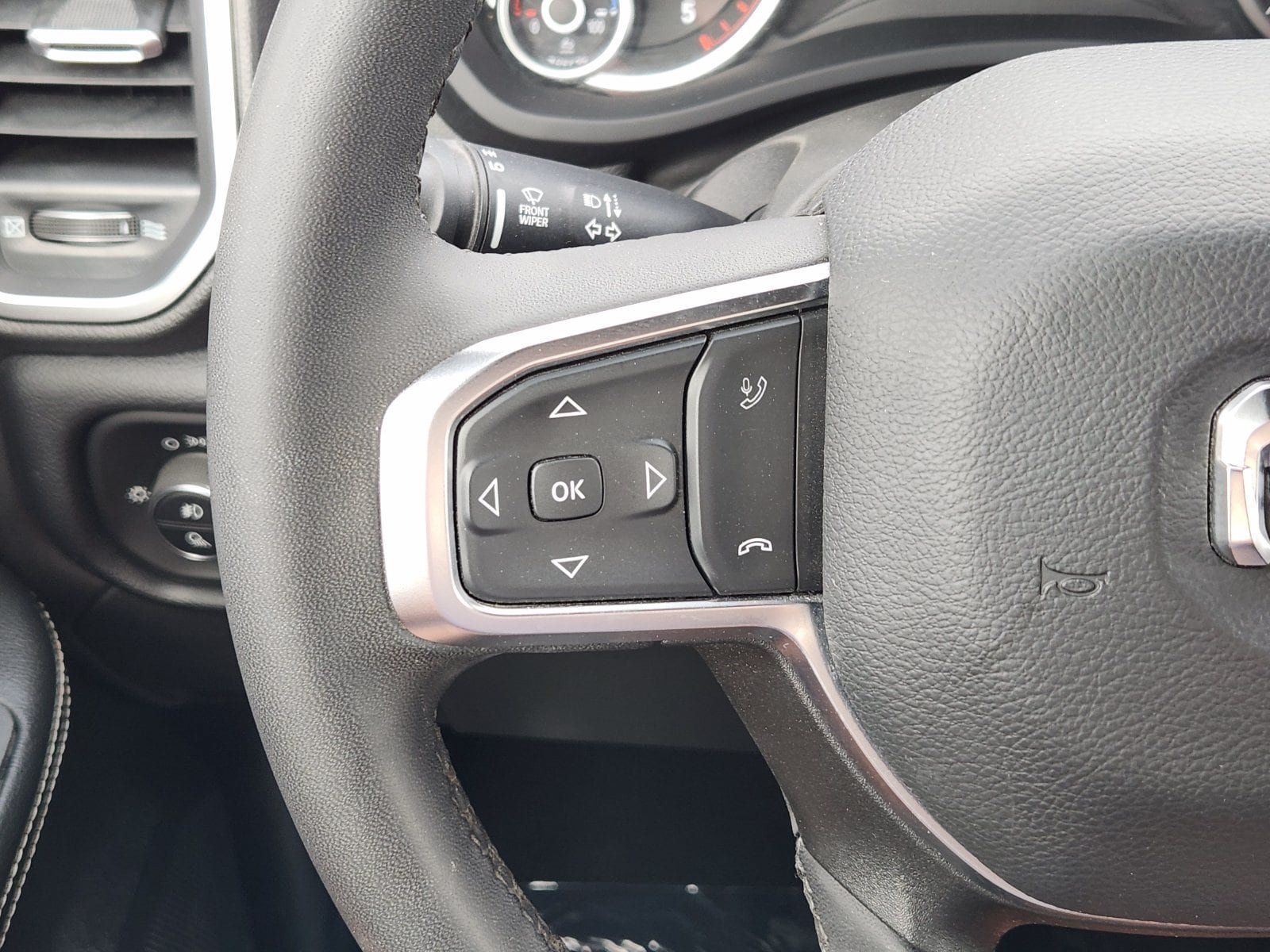 Used 2026 RAM 2500 Big Horn AWD/4WD image 40