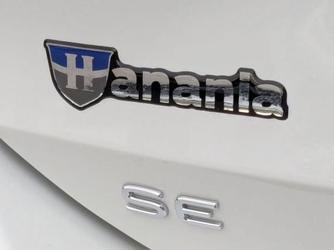 New 2026 Volkswagen Tiguan SE image 12