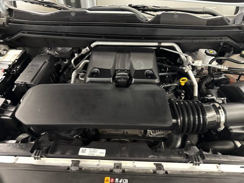 Used 2023 Chevrolet Colorado LT w/ LT Convenience Package III AWD/4WD image 20