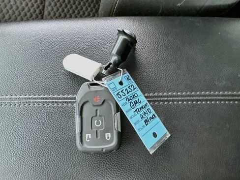 Used 2020 GMC Terrain SLE w/ Driver Convenience Package AWD/4WD image 26