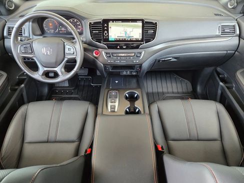 Used 2025 Honda Ridgeline TrailSport image 15