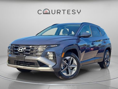 Certified 2025 Hyundai Tucson SEL image 1