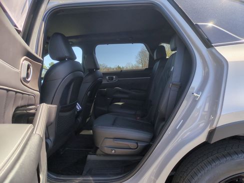 New 2026 Kia Sorento SX Prestige AWD/4WD image 15