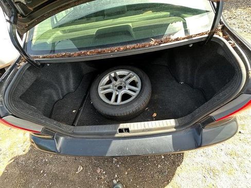 Used 2006 Toyota Corolla CE FWD image 25