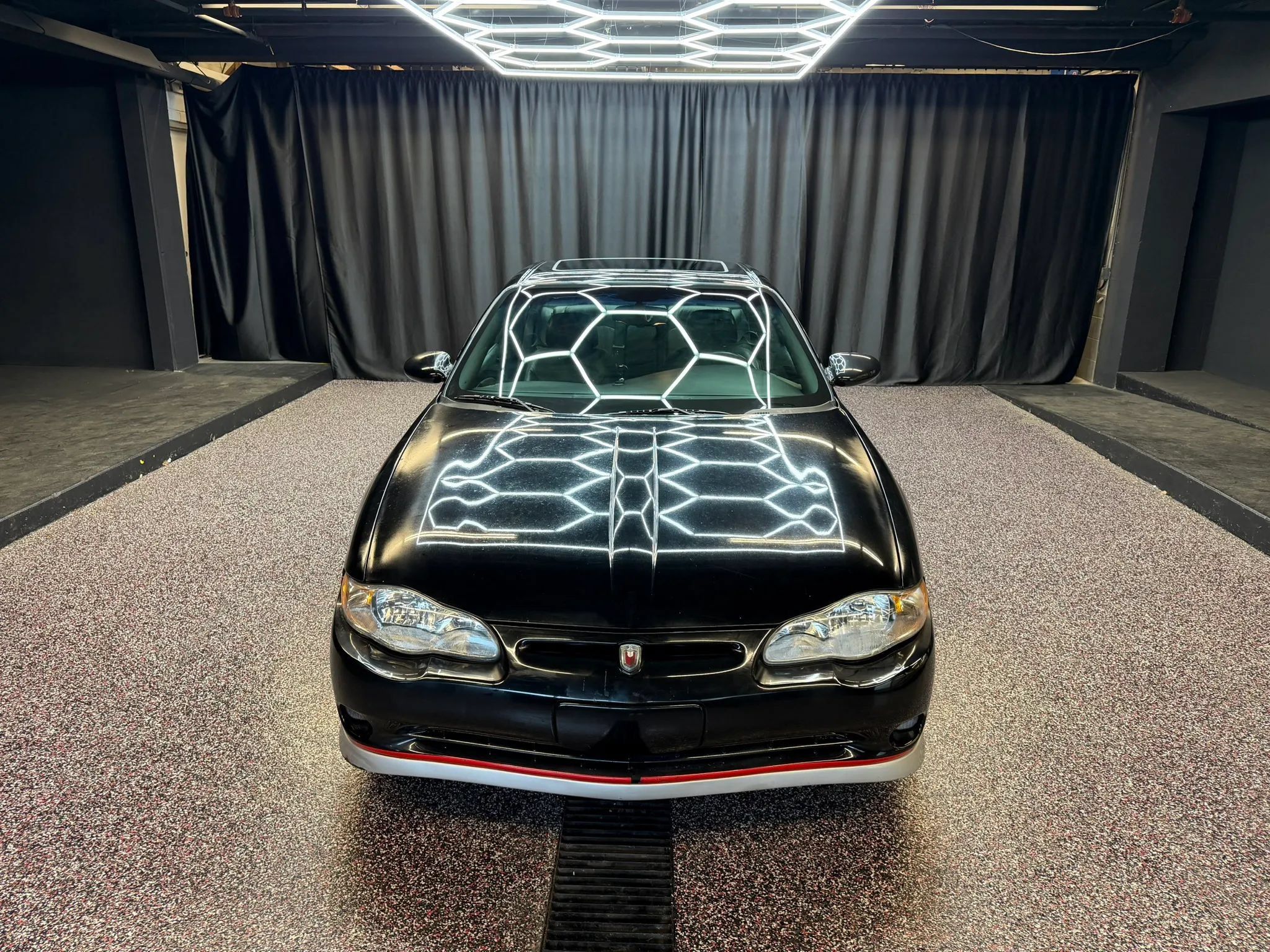Used 2002 Chevrolet Monte Carlo SS w/ Pace Car Replica Pkg FWD image 3