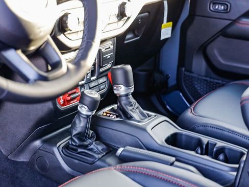 New 2026 Jeep Wrangler Unlimited Rubicon image 23