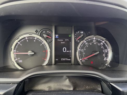 Used 2024 Toyota 4Runner TRD Off-Road Premium w/ Moonroof Package AWD/4WD image 33