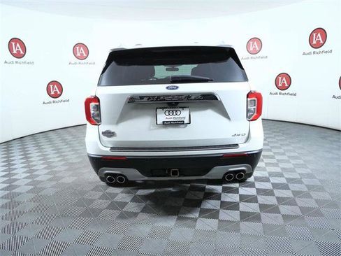 Used 2022 Ford Explorer King Ranch w/ Technology Package image 7