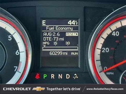 Used 2018 Dodge Grand Caravan SE w/ UConnect Hands-Free Group image 17