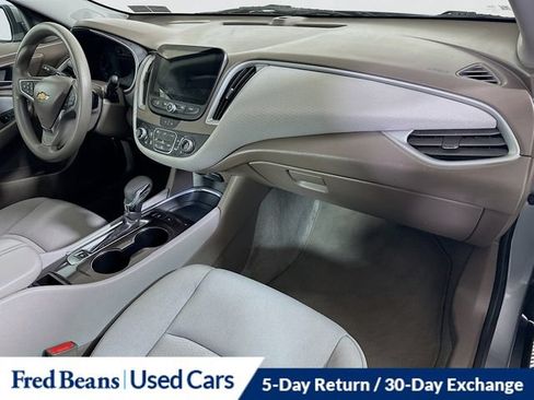 Used 2024 Chevrolet Malibu LT FWD image 34