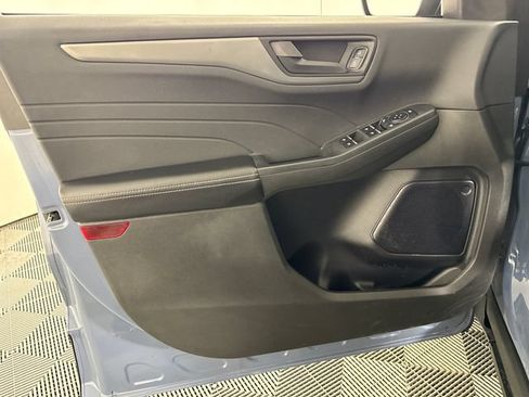 Used 2023 Ford Escape Active AWD/4WD image 27