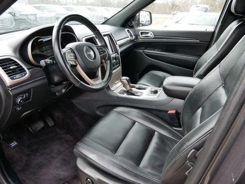 Used 2017 Jeep Grand Cherokee Limited w/ Trailer Tow Group IV image 11