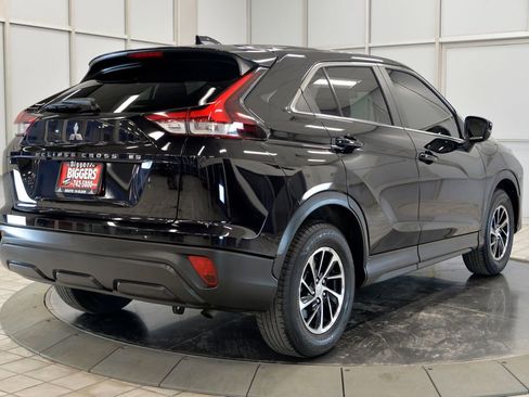 Used 2022 Mitsubishi Eclipse Cross ES image 8
