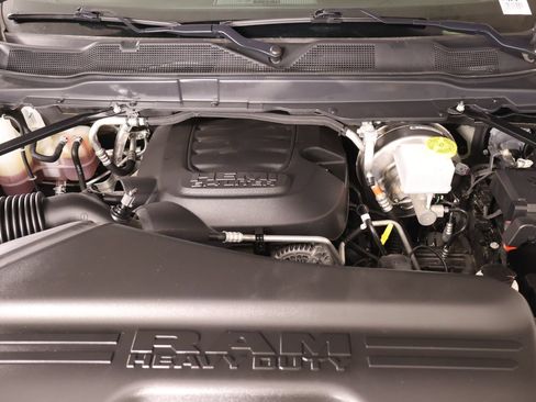 Used 2026 RAM 2500 Big Horn AWD/4WD image 19