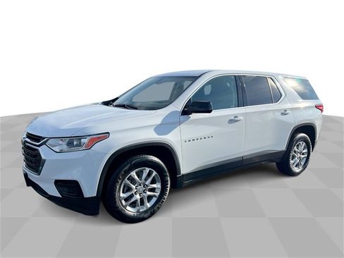 Certified 2020 Chevrolet Traverse LS image 1