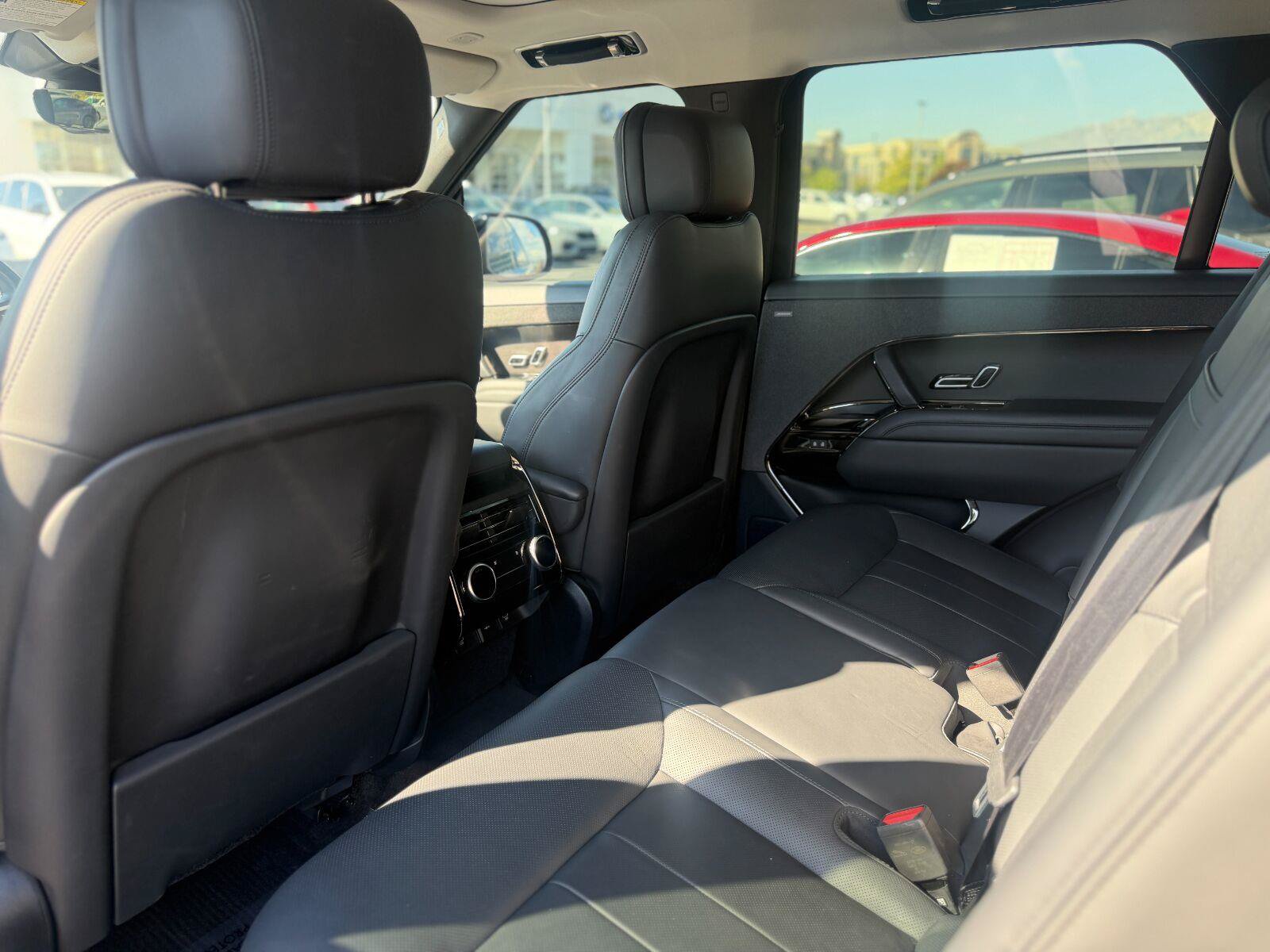 Used 2023 Land Rover Range Rover Sport SE AWD/4WD image 18