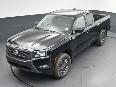 New 2025 Nissan Frontier SV w/ SV Convenience Package RWD image 29