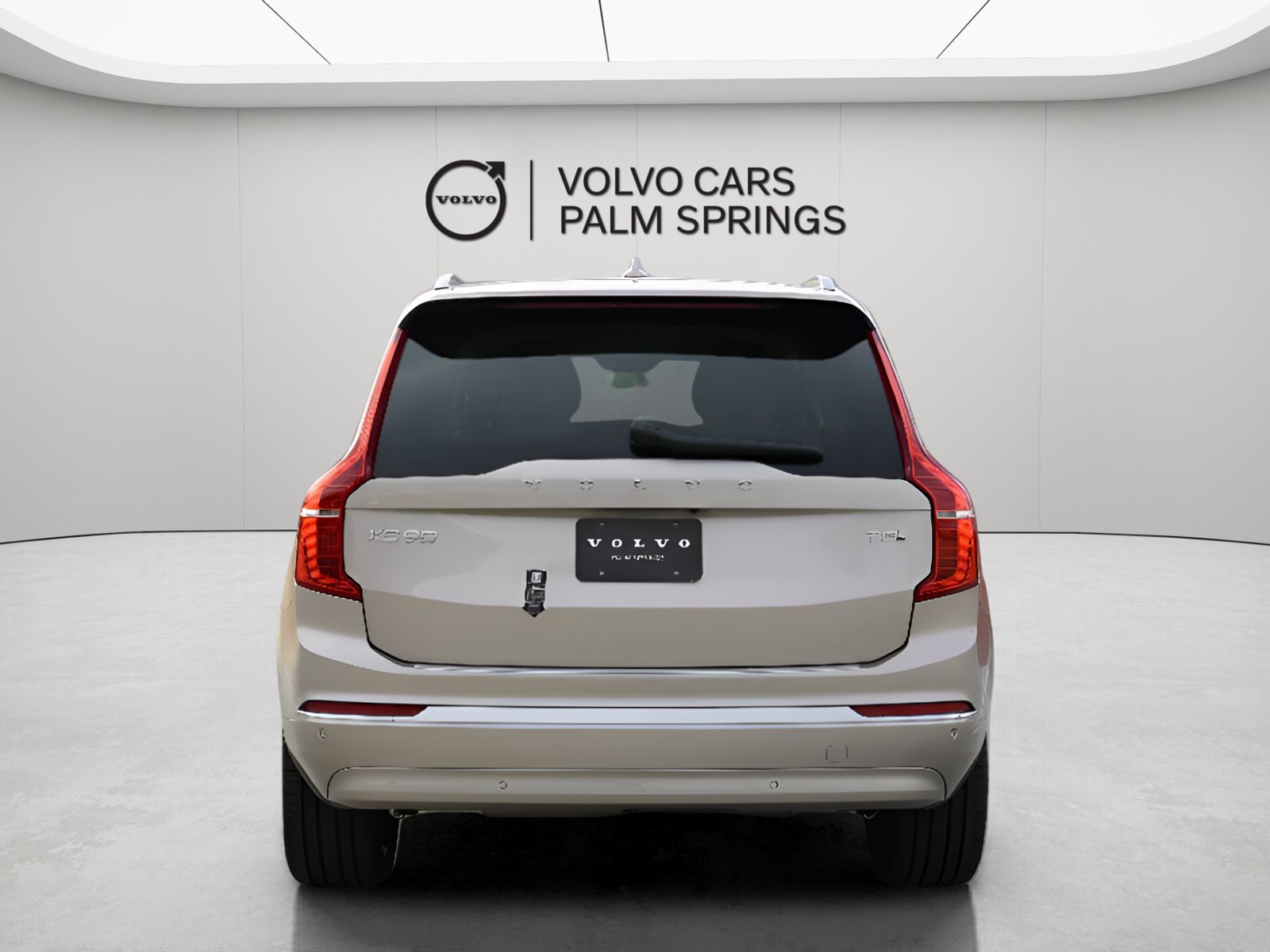 New 2025 Volvo XC90 T8 Plus w/ Protection Package Premier AWD/4WD image 8