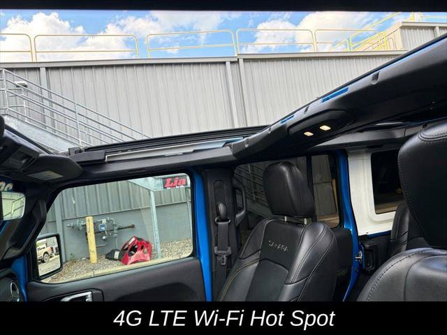 Certified 2024 Jeep Wrangler Unlimited Sahara w/ Technology Group AWD/4WD image 37