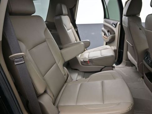 Used 2018 Chevrolet Tahoe Premier image 25