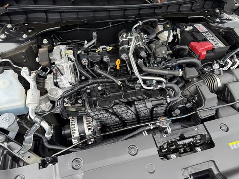 New 2025 Nissan Altima 2.5 SV image 22