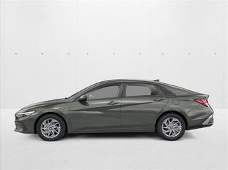 New 2026 Hyundai Elantra SEL Sport Premium FWD video 3