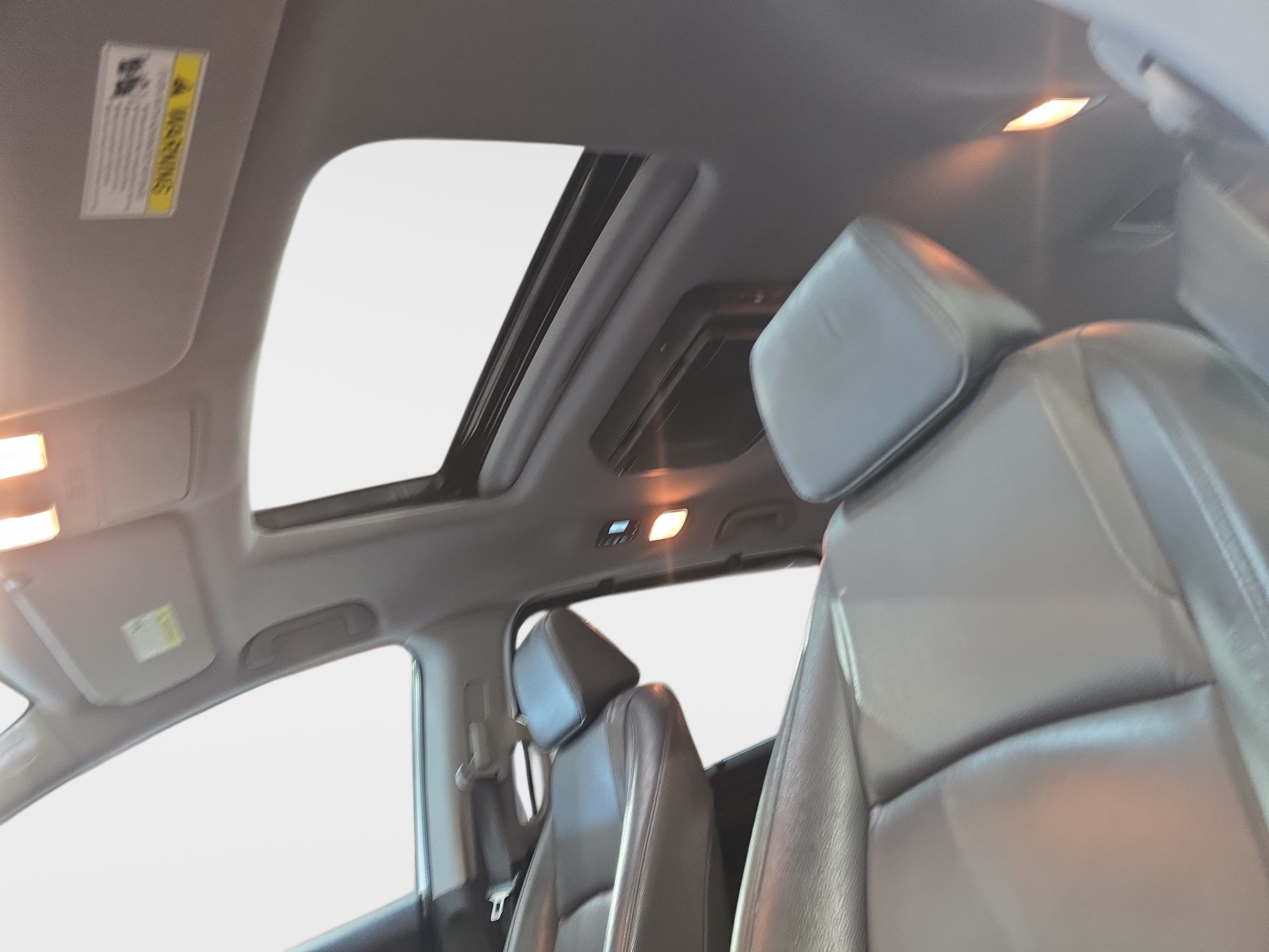 Used 2018 Honda Odyssey EX-L image 27