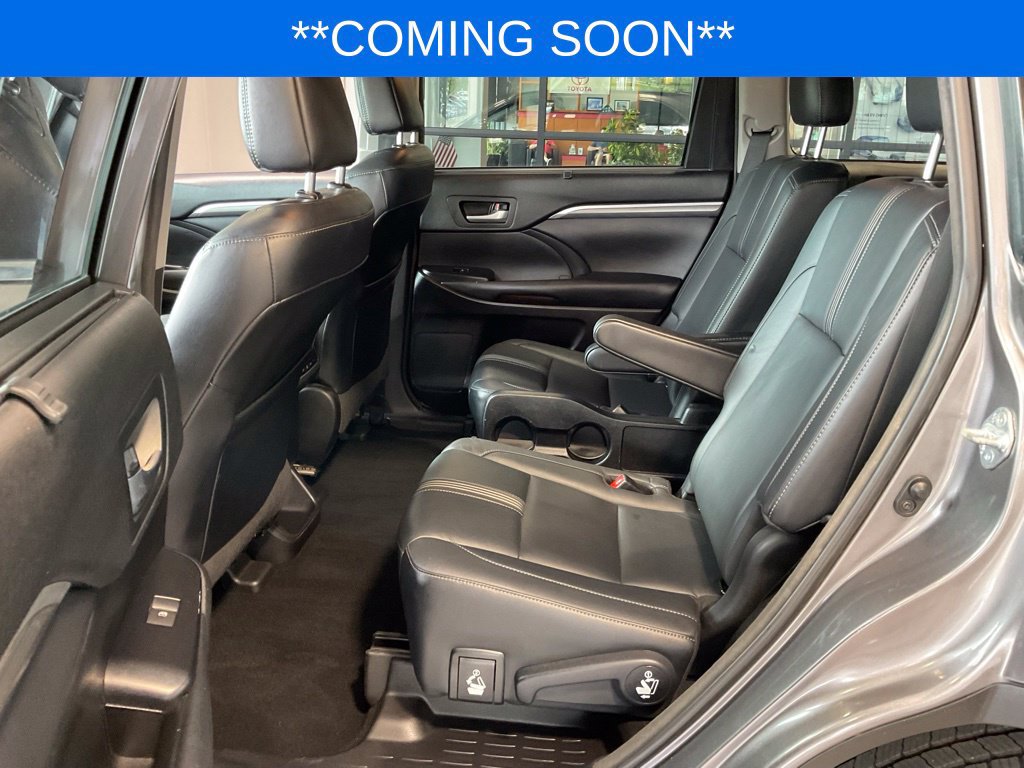 Used 2018 Toyota Highlander SE AWD/4WD image 22