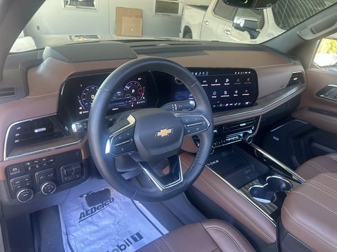 Used 2026 Chevrolet Tahoe High Country w/ Sun And Tow Package image 11