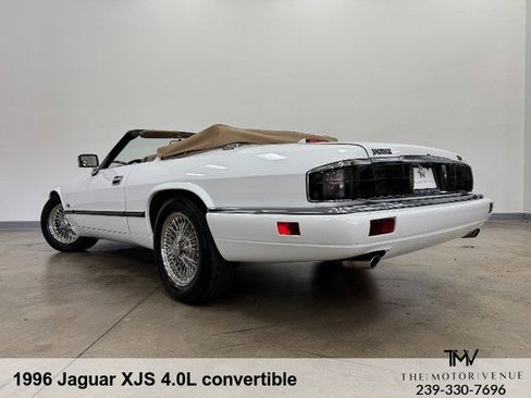 Used 1996 Jaguar XJS 4.0 Convertible RWD image 19