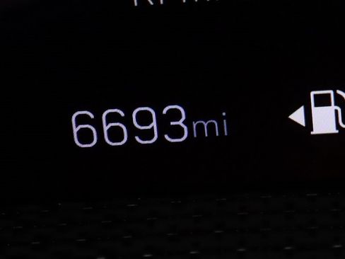 Used 2025 Cadillac Escalade V image 27